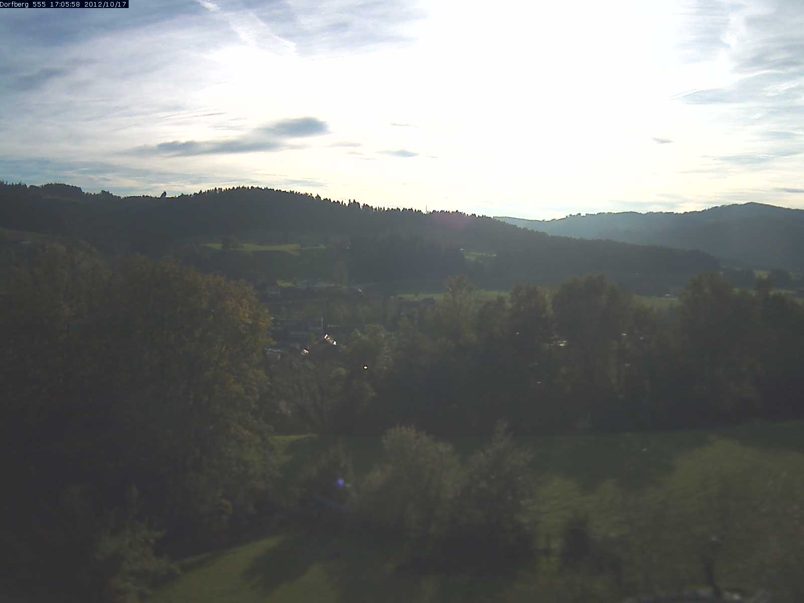 Webcam-Bild: Aussicht vom Dorfberg in Langnau 20121017-170600