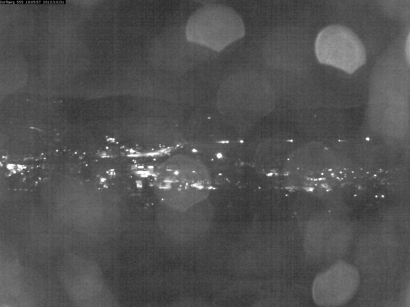 Webcam-Bild: Aussicht vom Dorfberg in Langnau 20121031-180600