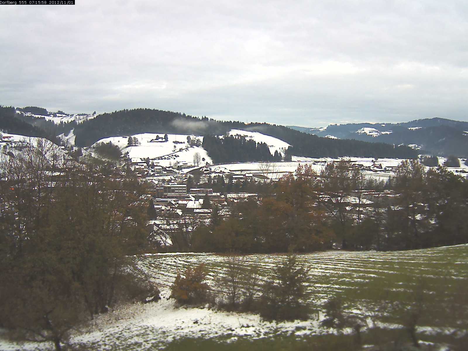 Webcam-Bild: Aussicht vom Dorfberg in Langnau 20121101-071600