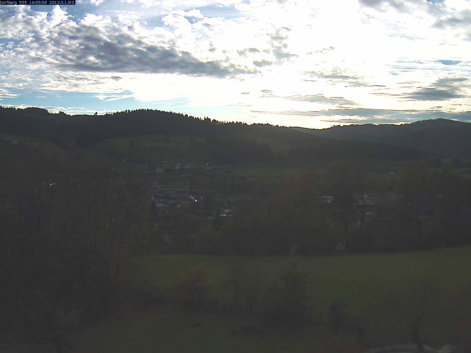 Webcam-Bild: Aussicht vom Dorfberg in Langnau 20121103-160600