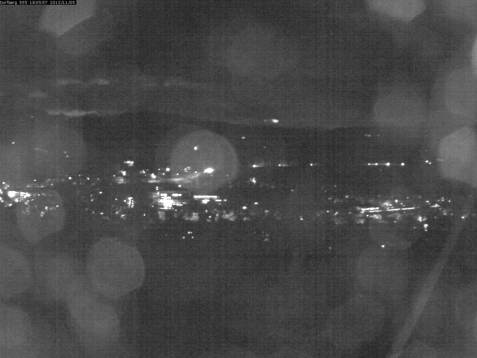 Webcam-Bild: Aussicht vom Dorfberg in Langnau 20121105-180600