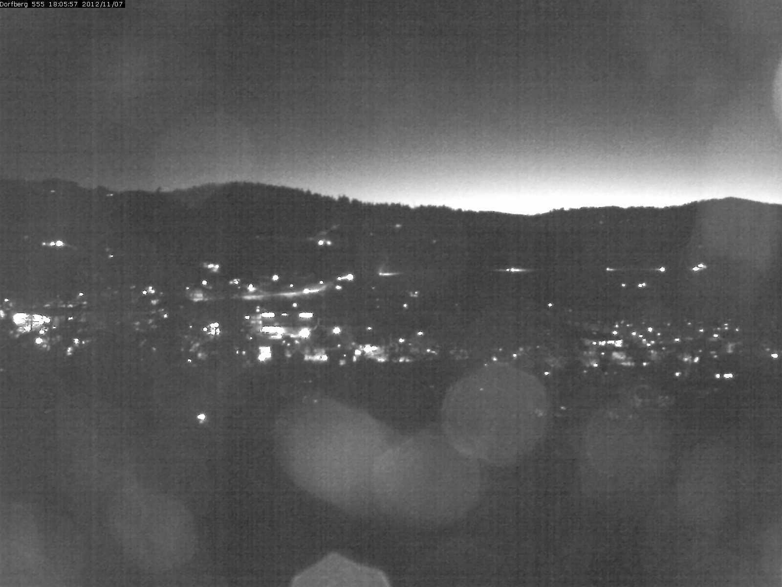 Webcam-Bild: Aussicht vom Dorfberg in Langnau 20121107-180600