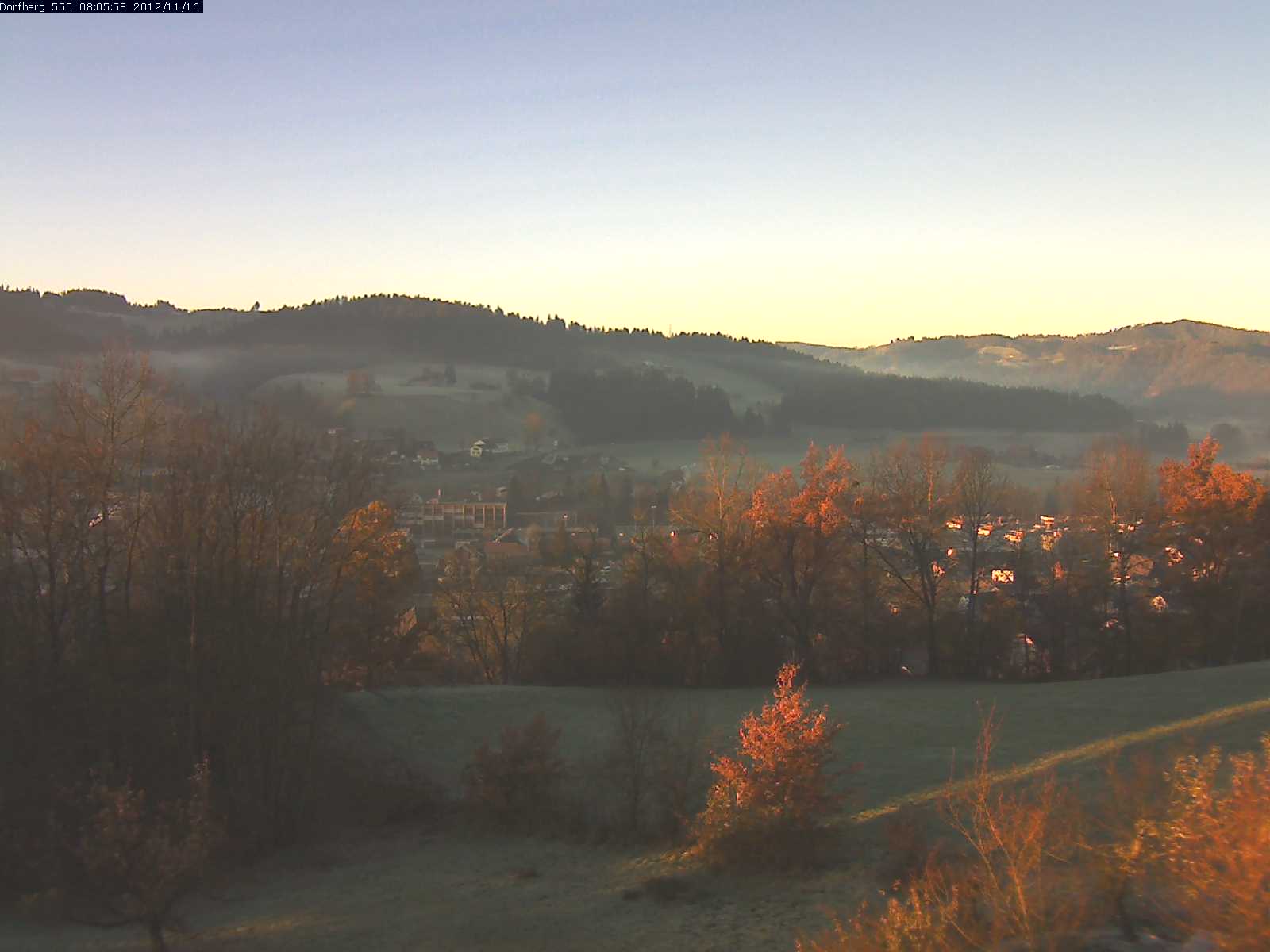Webcam-Bild: Aussicht vom Dorfberg in Langnau 20121116-080600