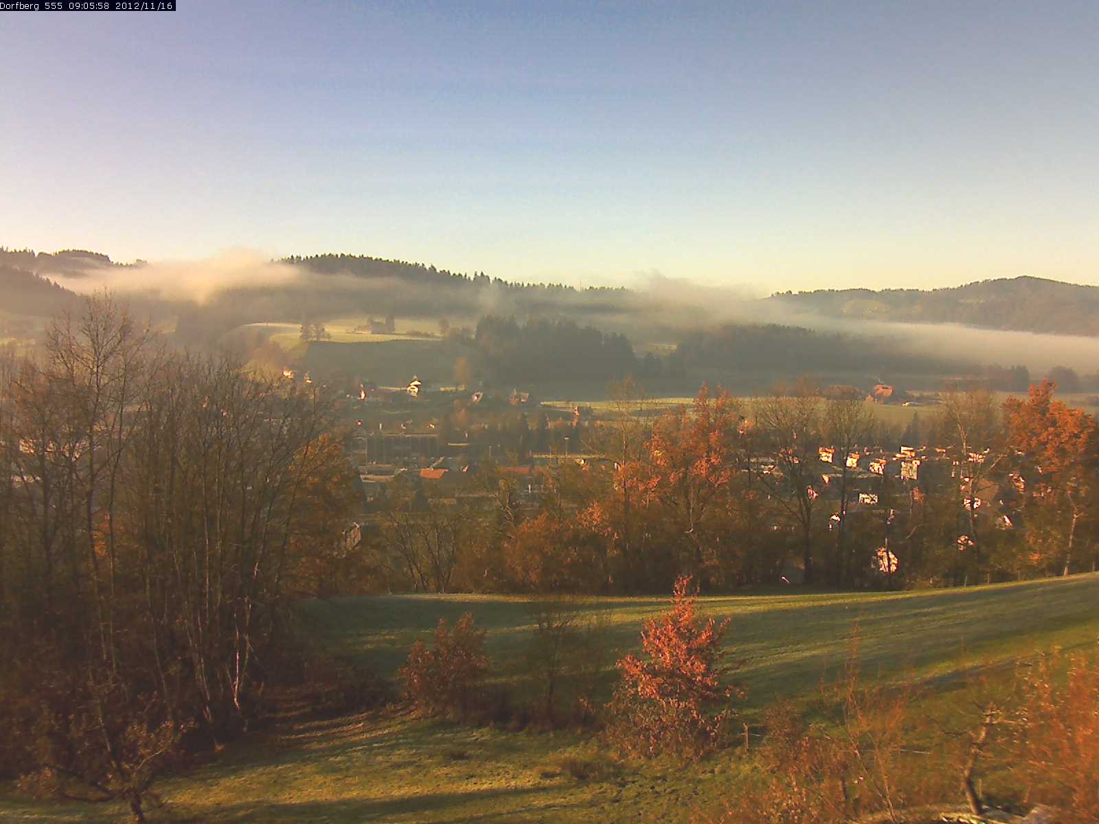 Webcam-Bild: Aussicht vom Dorfberg in Langnau 20121116-090600