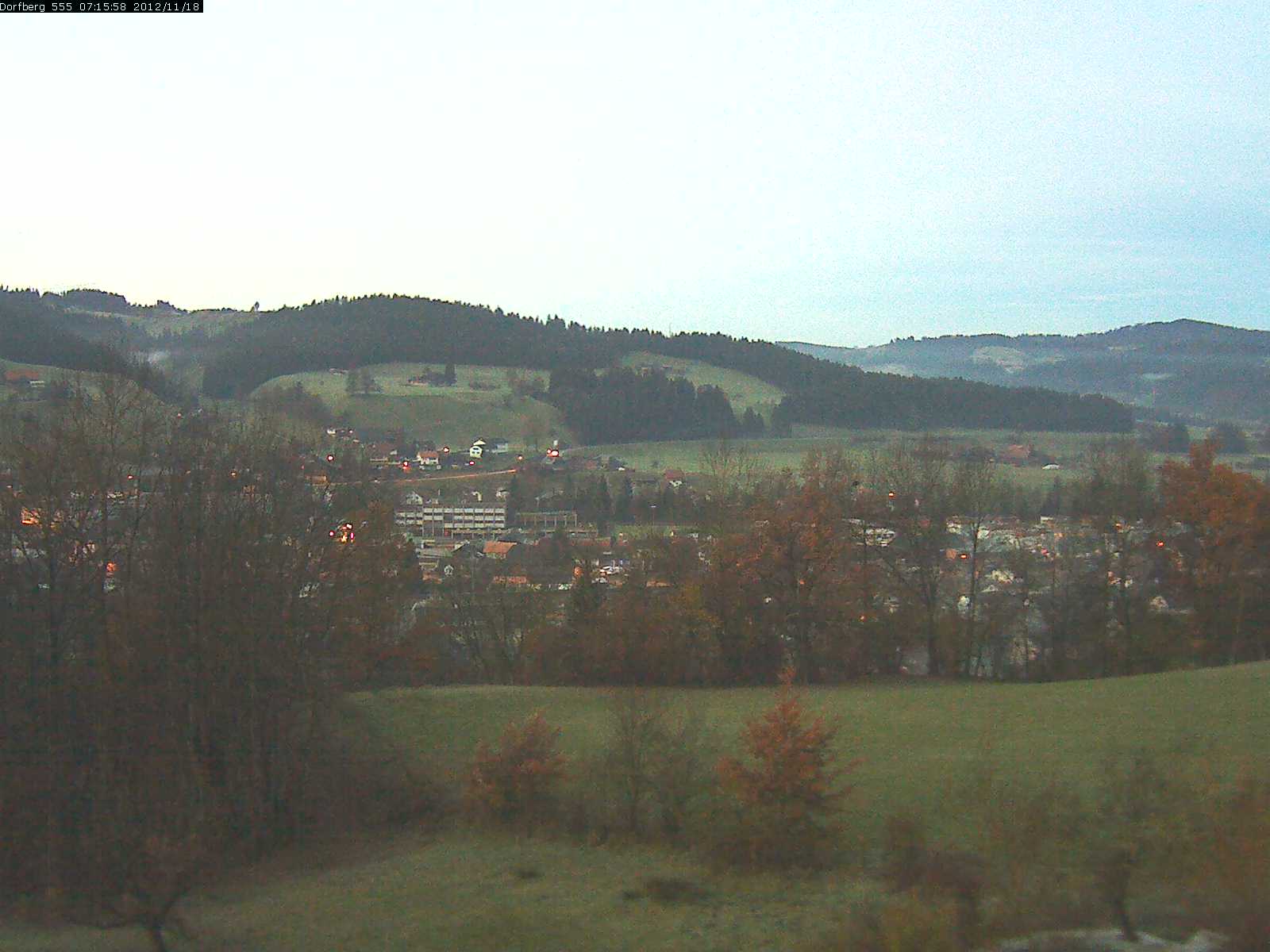Webcam-Bild: Aussicht vom Dorfberg in Langnau 20121118-071600