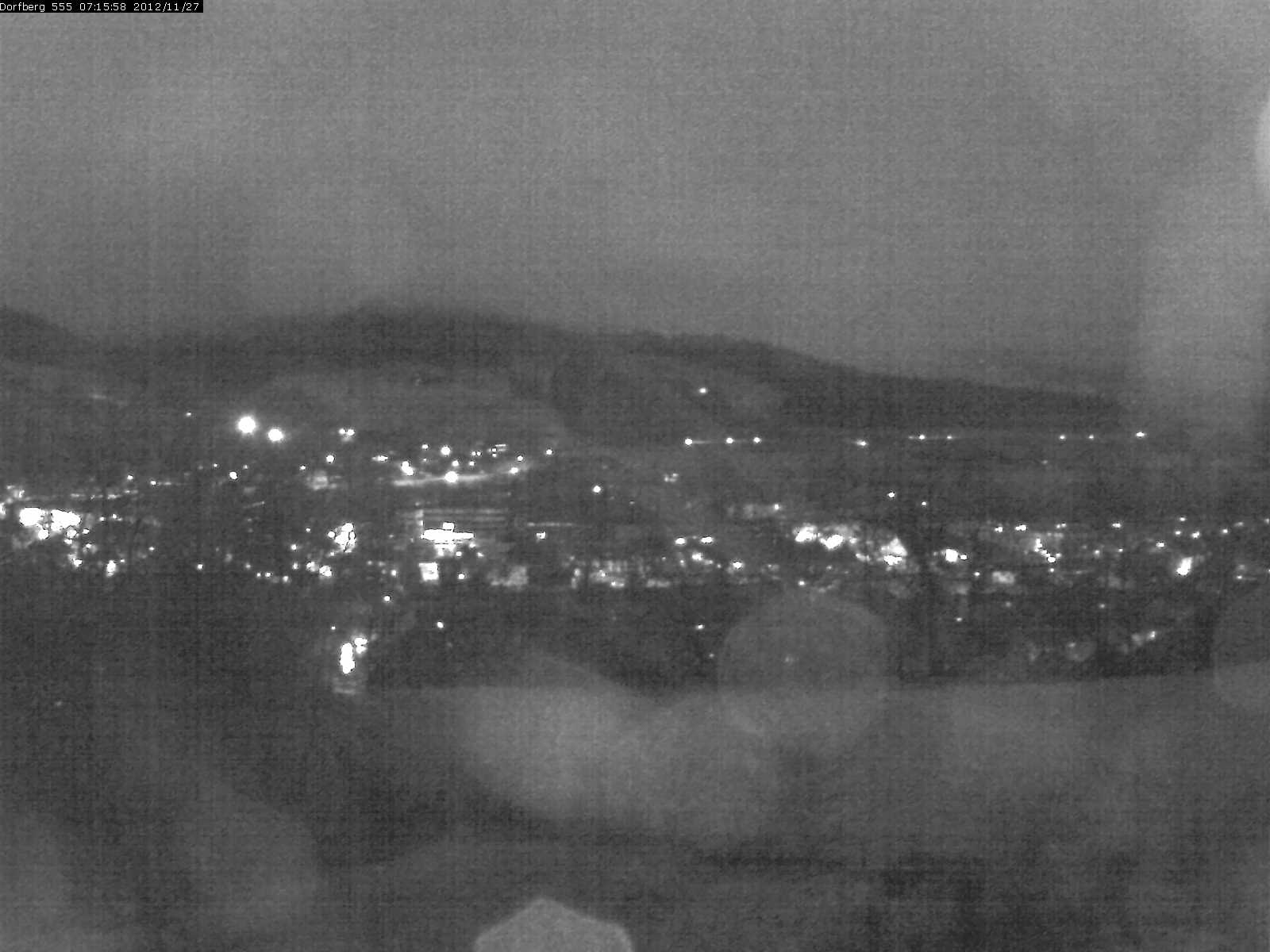 Webcam-Bild: Aussicht vom Dorfberg in Langnau 20121127-071600