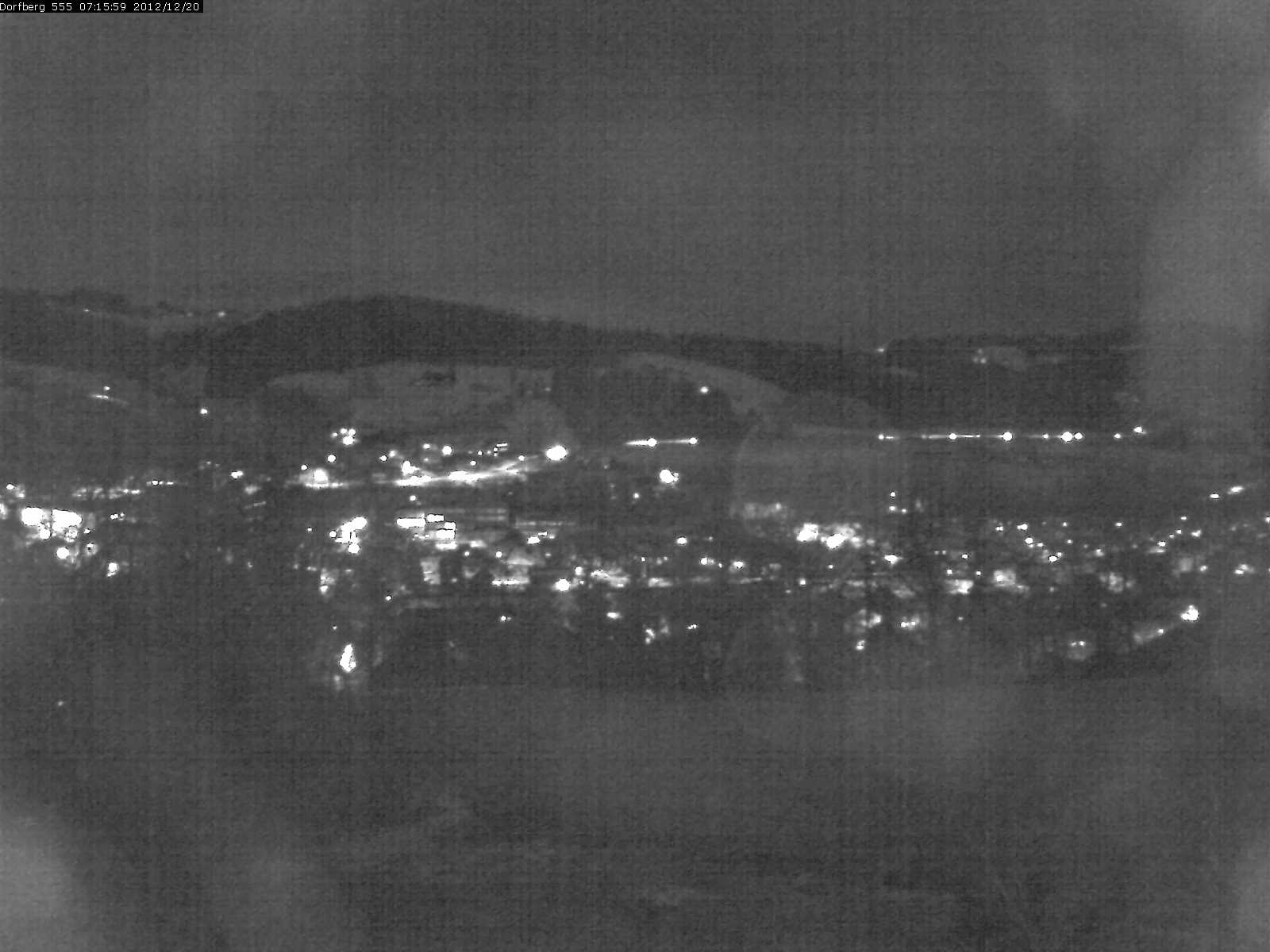 Webcam-Bild: Aussicht vom Dorfberg in Langnau 20121220-071600