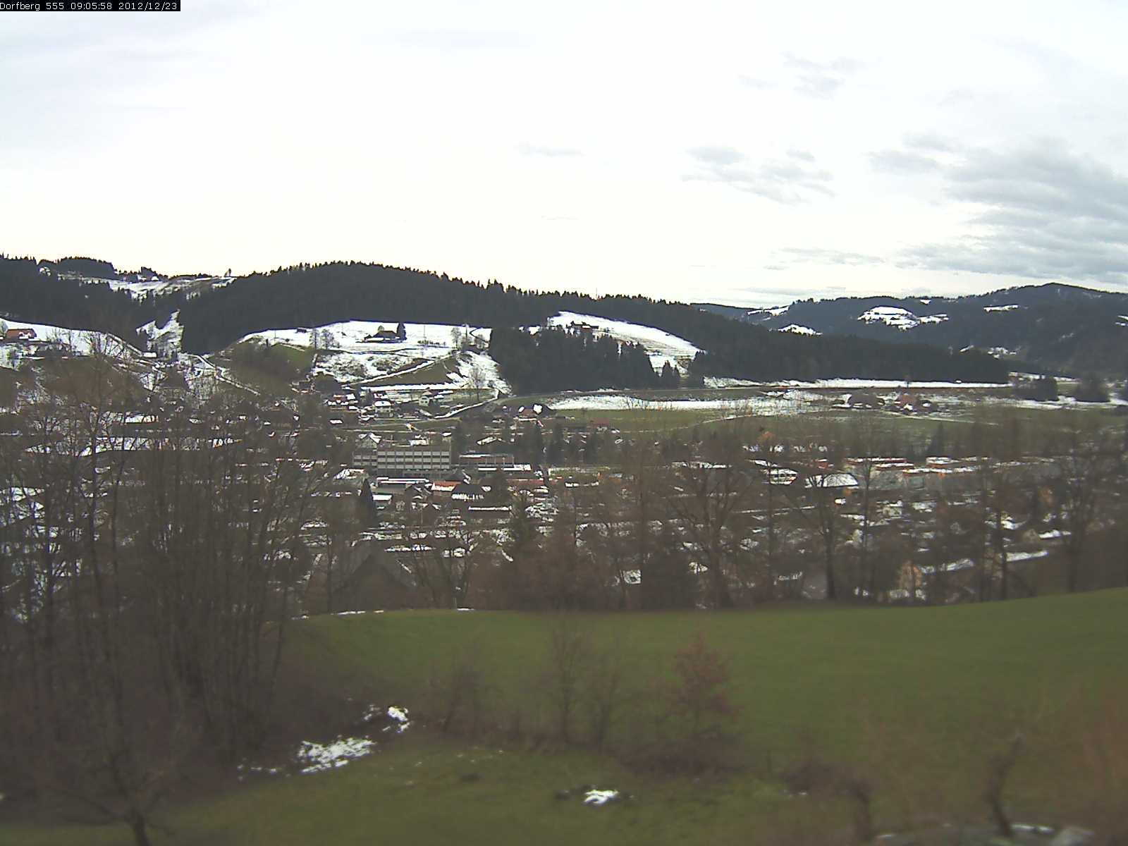 Webcam-Bild: Aussicht vom Dorfberg in Langnau 20121223-090600