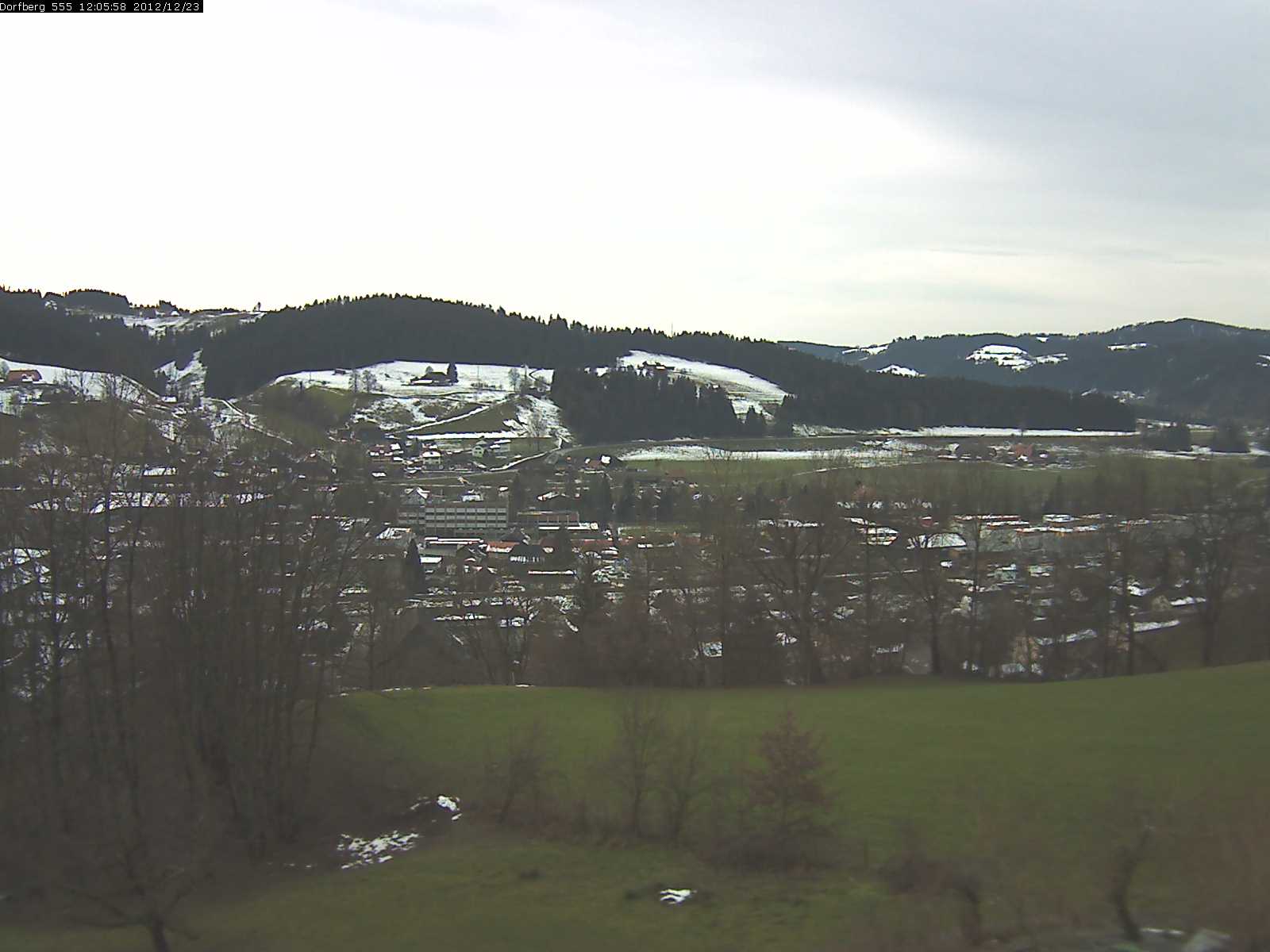Webcam-Bild: Aussicht vom Dorfberg in Langnau 20121223-120600