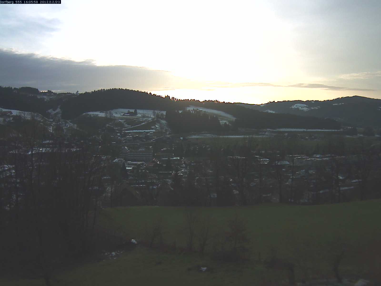 Webcam-Bild: Aussicht vom Dorfberg in Langnau 20121223-160600