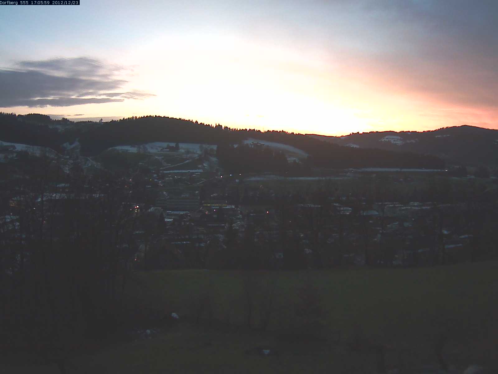 Webcam-Bild: Aussicht vom Dorfberg in Langnau 20121223-170600