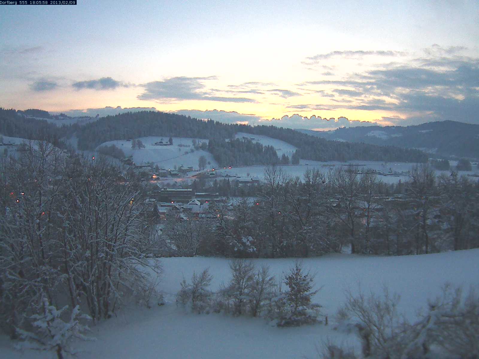 Webcam-Bild: Aussicht vom Dorfberg in Langnau 20130209-180600