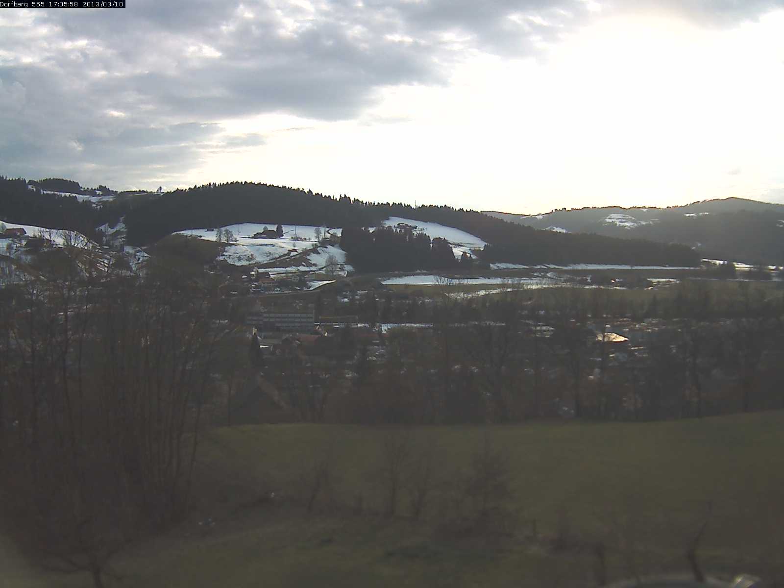 Webcam-Bild: Aussicht vom Dorfberg in Langnau 20130310-170600