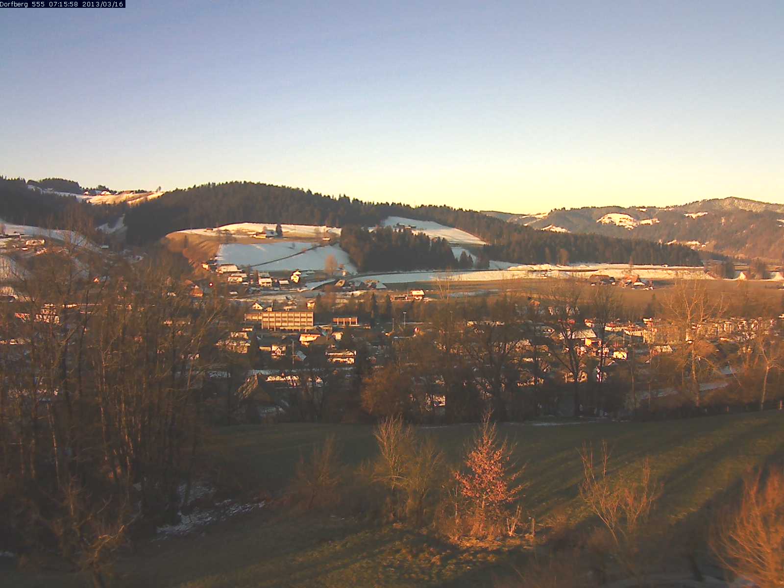 Webcam-Bild: Aussicht vom Dorfberg in Langnau 20130316-071600