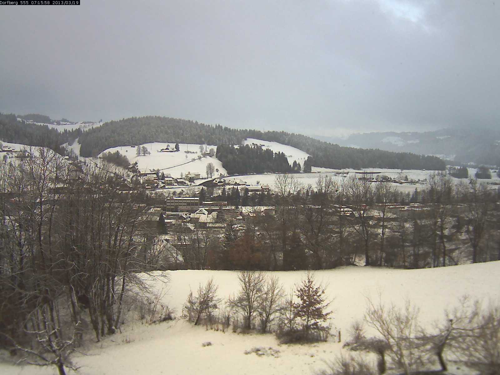 Webcam-Bild: Aussicht vom Dorfberg in Langnau 20130319-071600