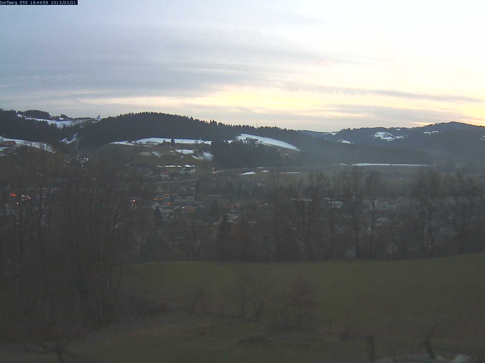 Webcam-Bild: Aussicht vom Dorfberg in Langnau 20130321-184500