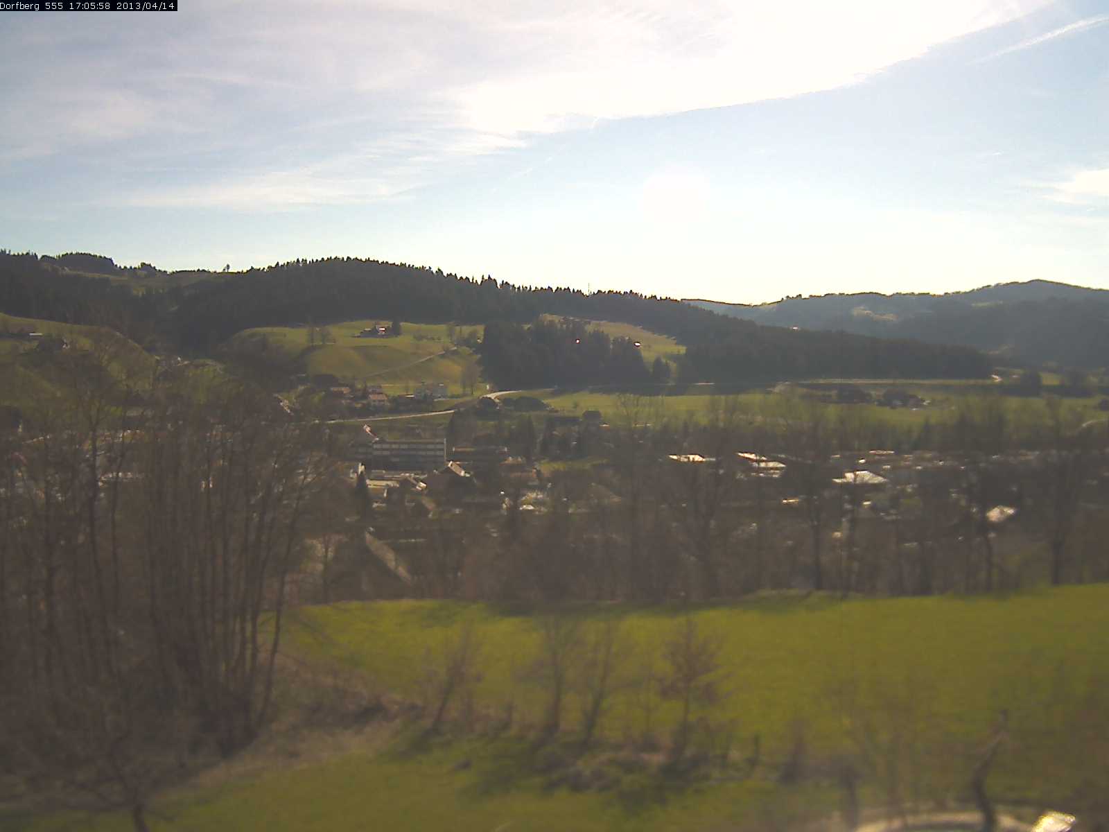Webcam-Bild: Aussicht vom Dorfberg in Langnau 20130414-170600