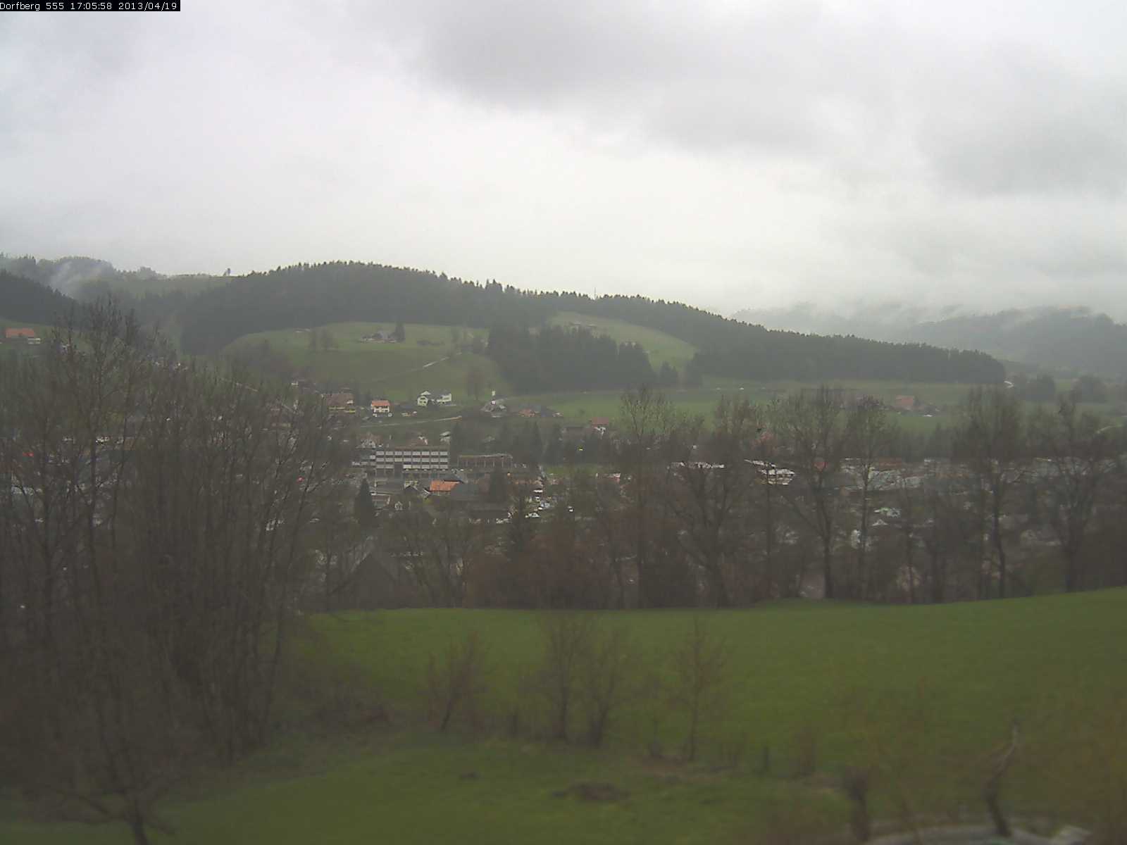 Webcam-Bild: Aussicht vom Dorfberg in Langnau 20130419-170600