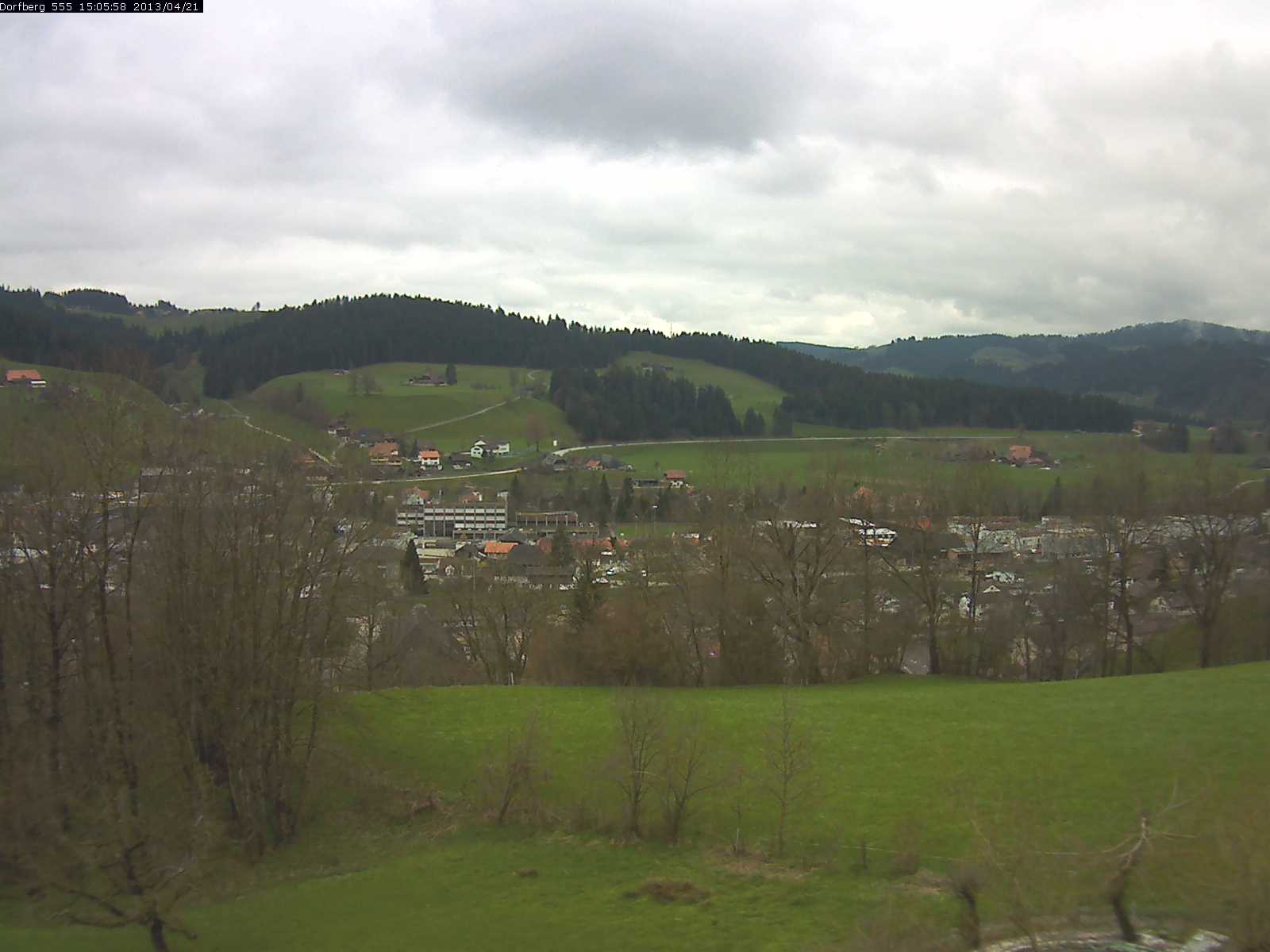 Webcam-Bild: Aussicht vom Dorfberg in Langnau 20130421-150600