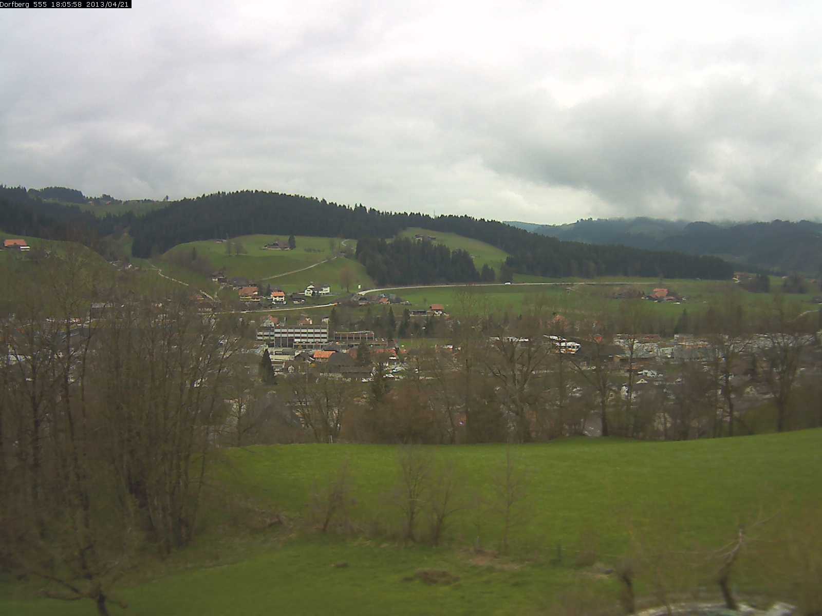 Webcam-Bild: Aussicht vom Dorfberg in Langnau 20130421-180600