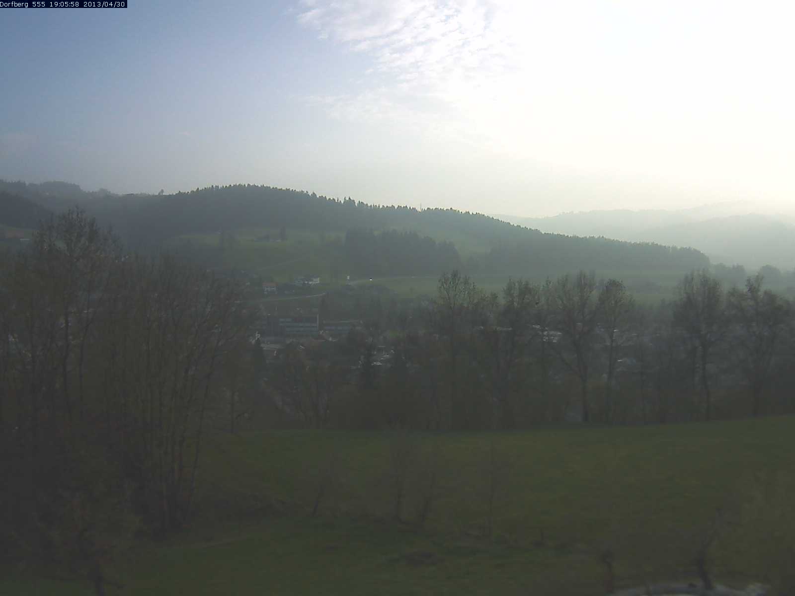 Webcam-Bild: Aussicht vom Dorfberg in Langnau 20130430-190600