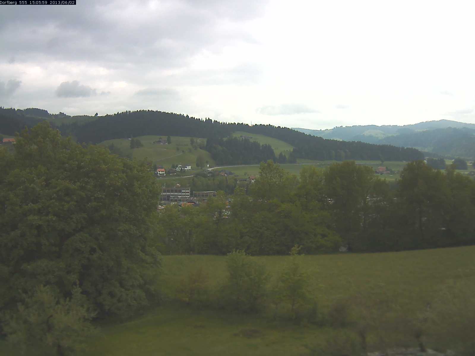 Webcam-Bild: Aussicht vom Dorfberg in Langnau 20130602-150600