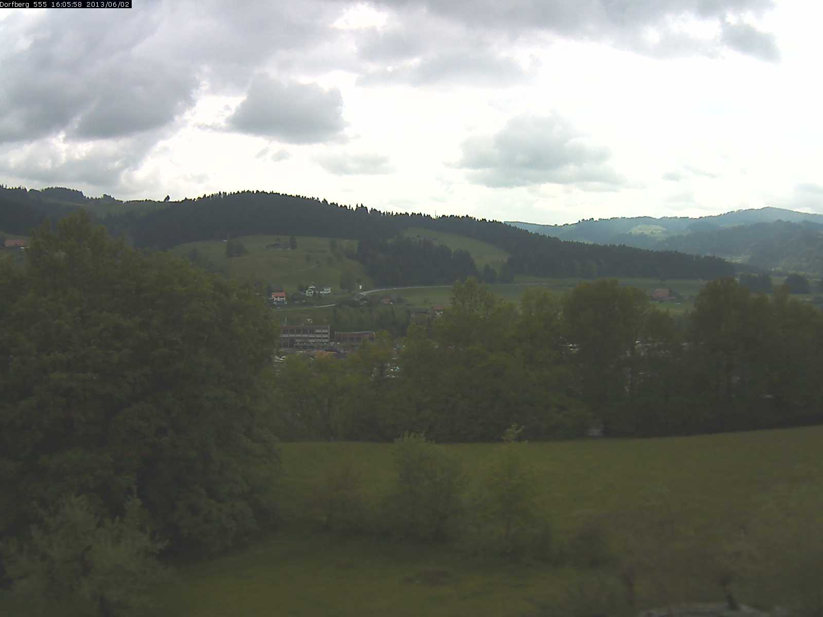Webcam-Bild: Aussicht vom Dorfberg in Langnau 20130602-160600