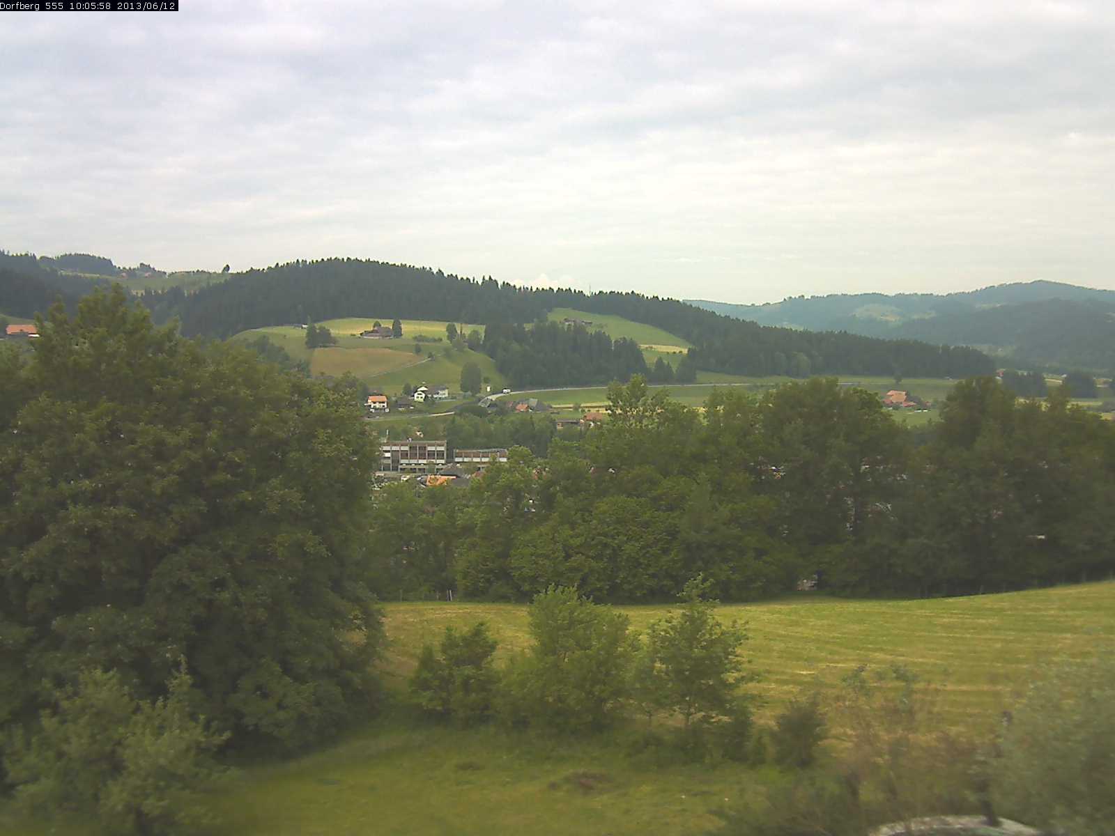 Webcam-Bild: Aussicht vom Dorfberg in Langnau 20130612-100600