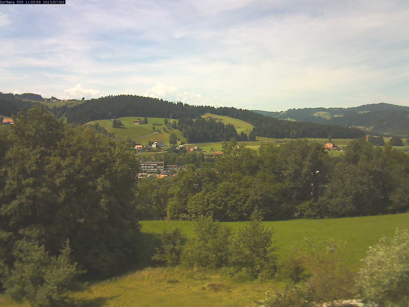 Webcam-Bild: Aussicht vom Dorfberg in Langnau 20130702-110600