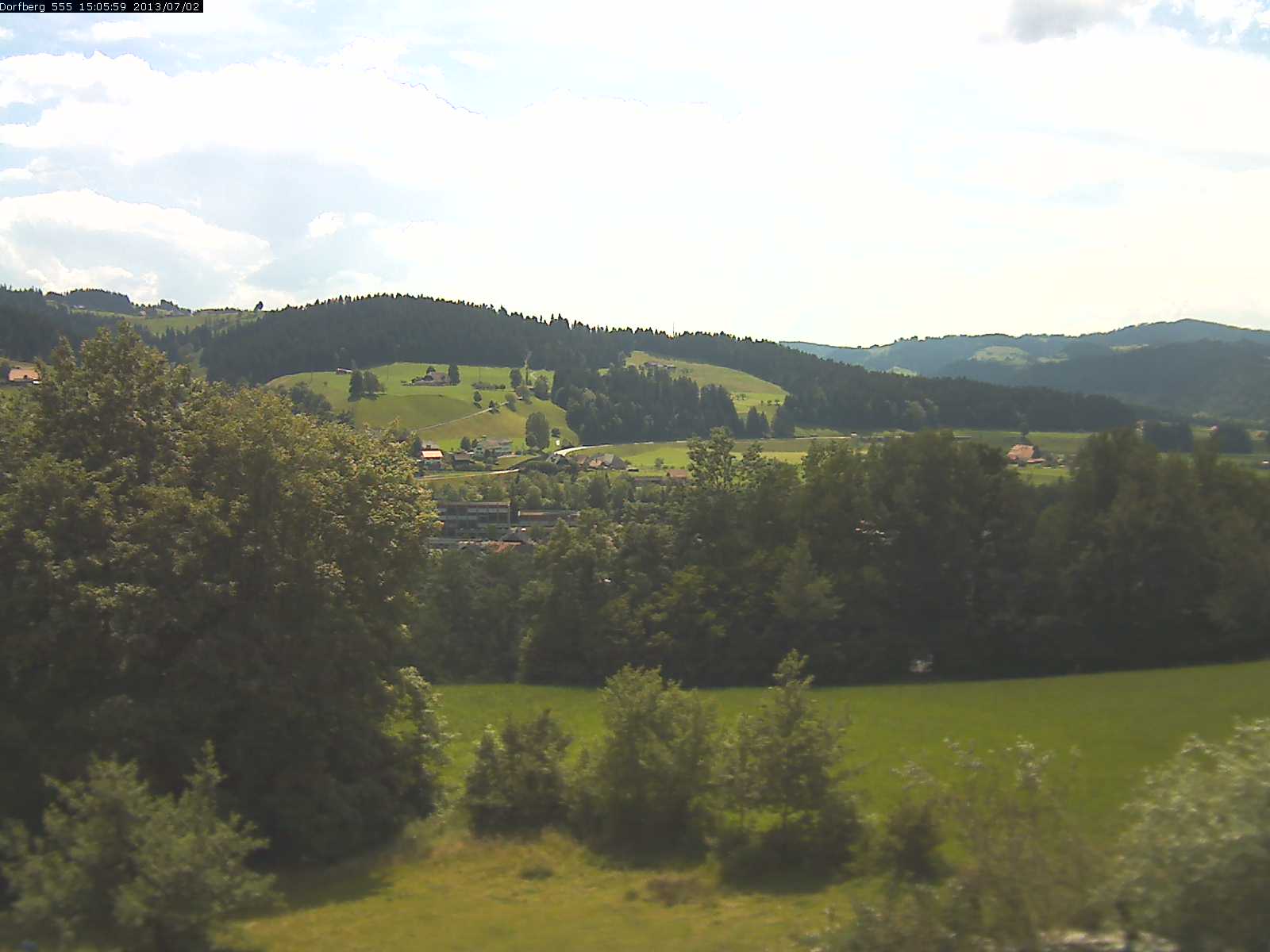 Webcam-Bild: Aussicht vom Dorfberg in Langnau 20130702-150600