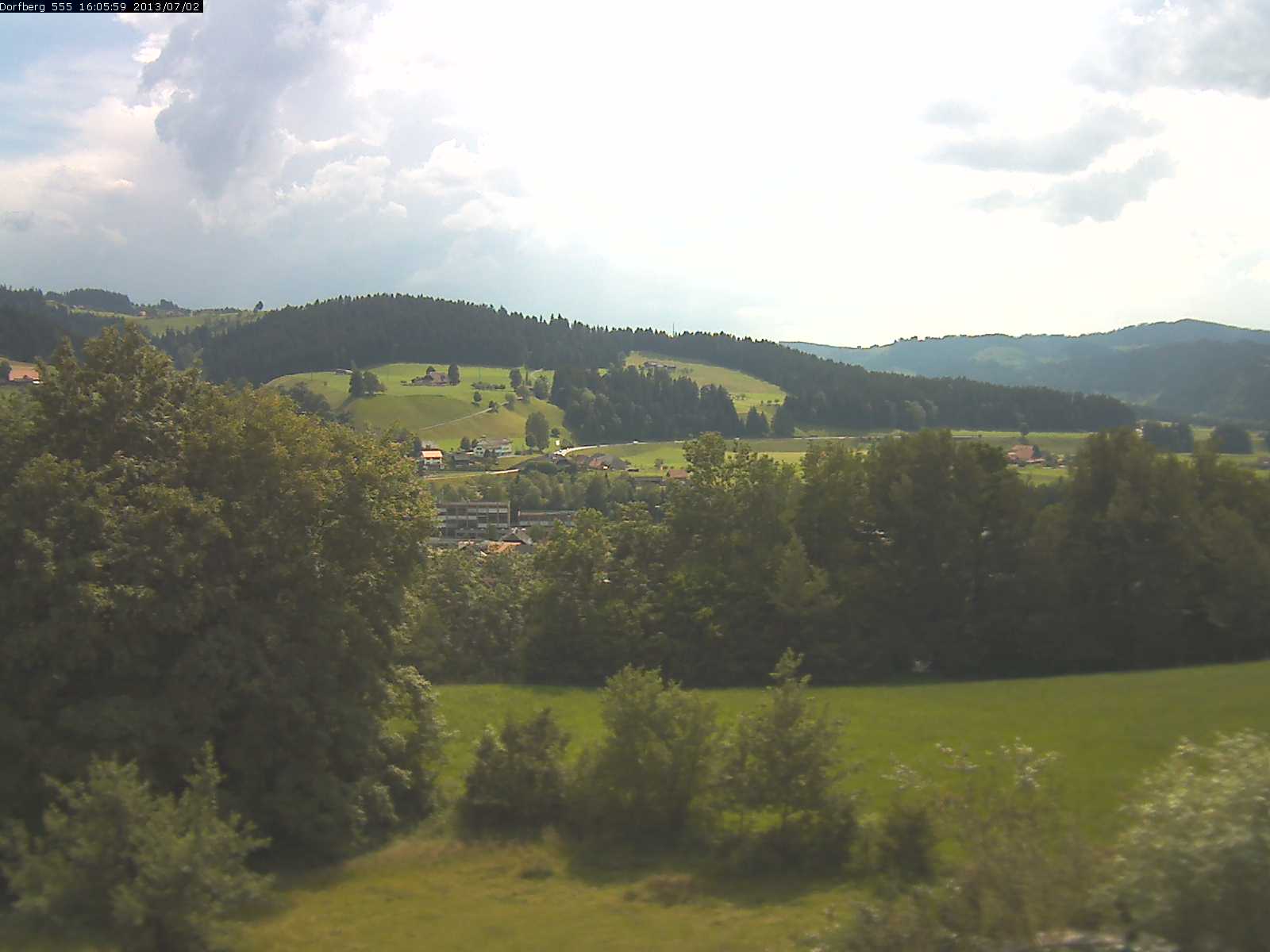 Webcam-Bild: Aussicht vom Dorfberg in Langnau 20130702-160600