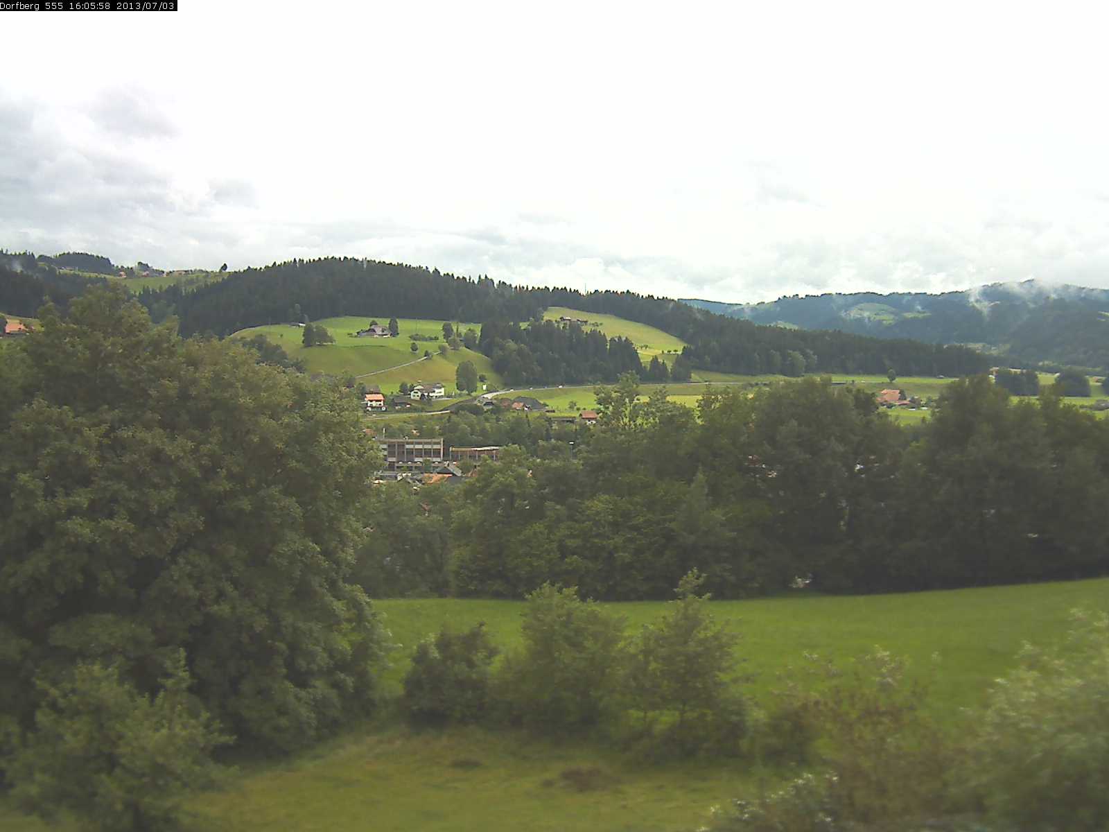 Webcam-Bild: Aussicht vom Dorfberg in Langnau 20130703-160600