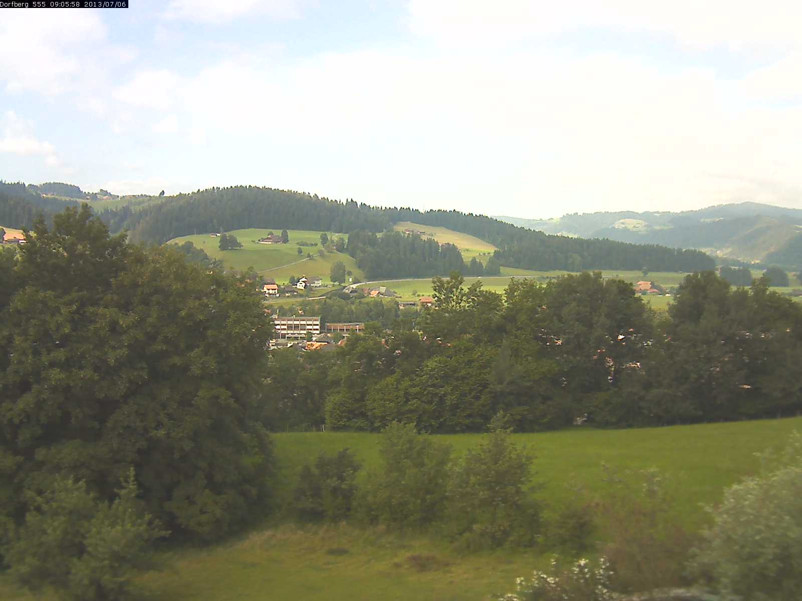 Webcam-Bild: Aussicht vom Dorfberg in Langnau 20130706-090600