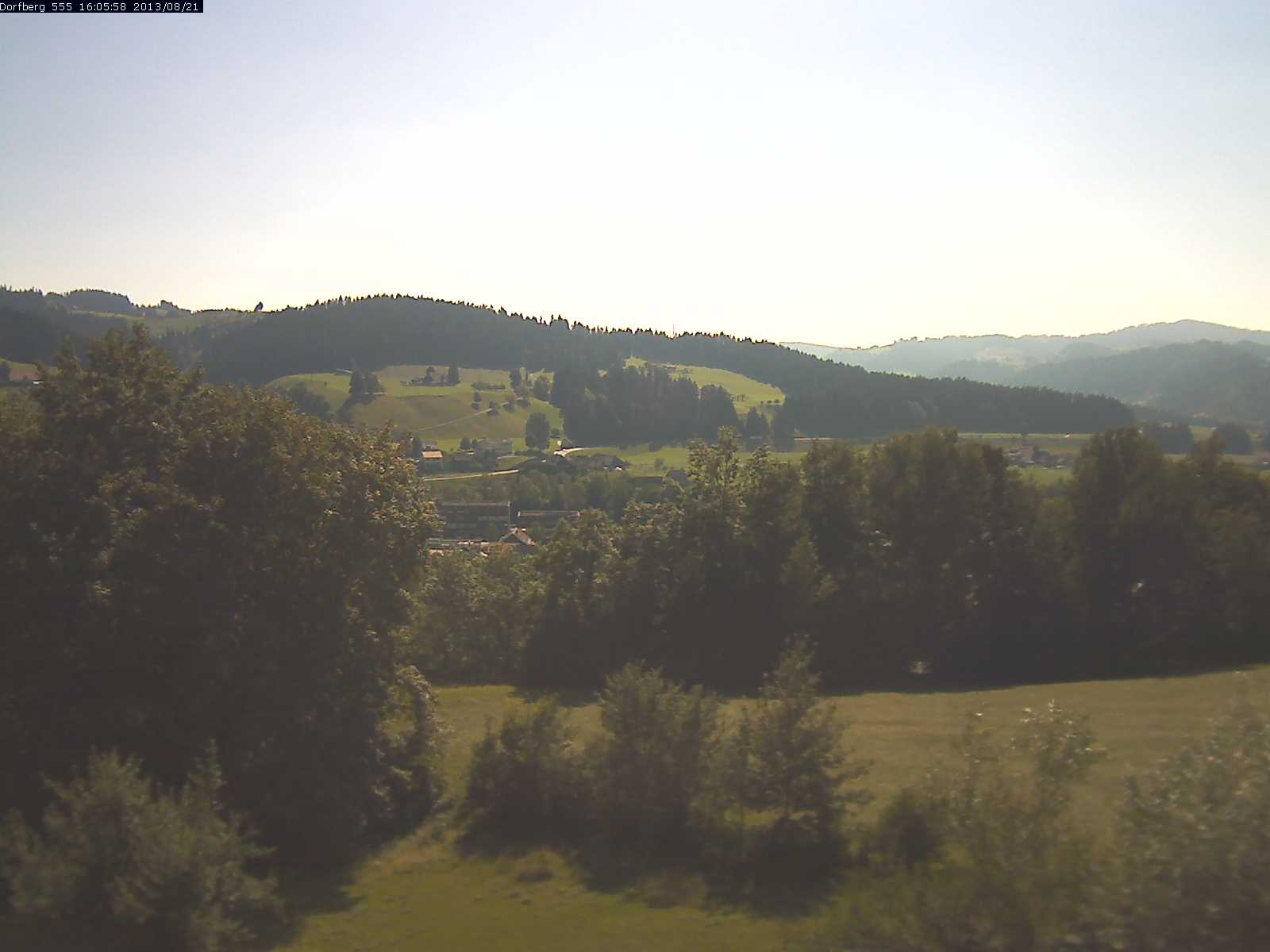 Webcam-Bild: Aussicht vom Dorfberg in Langnau 20130821-160600
