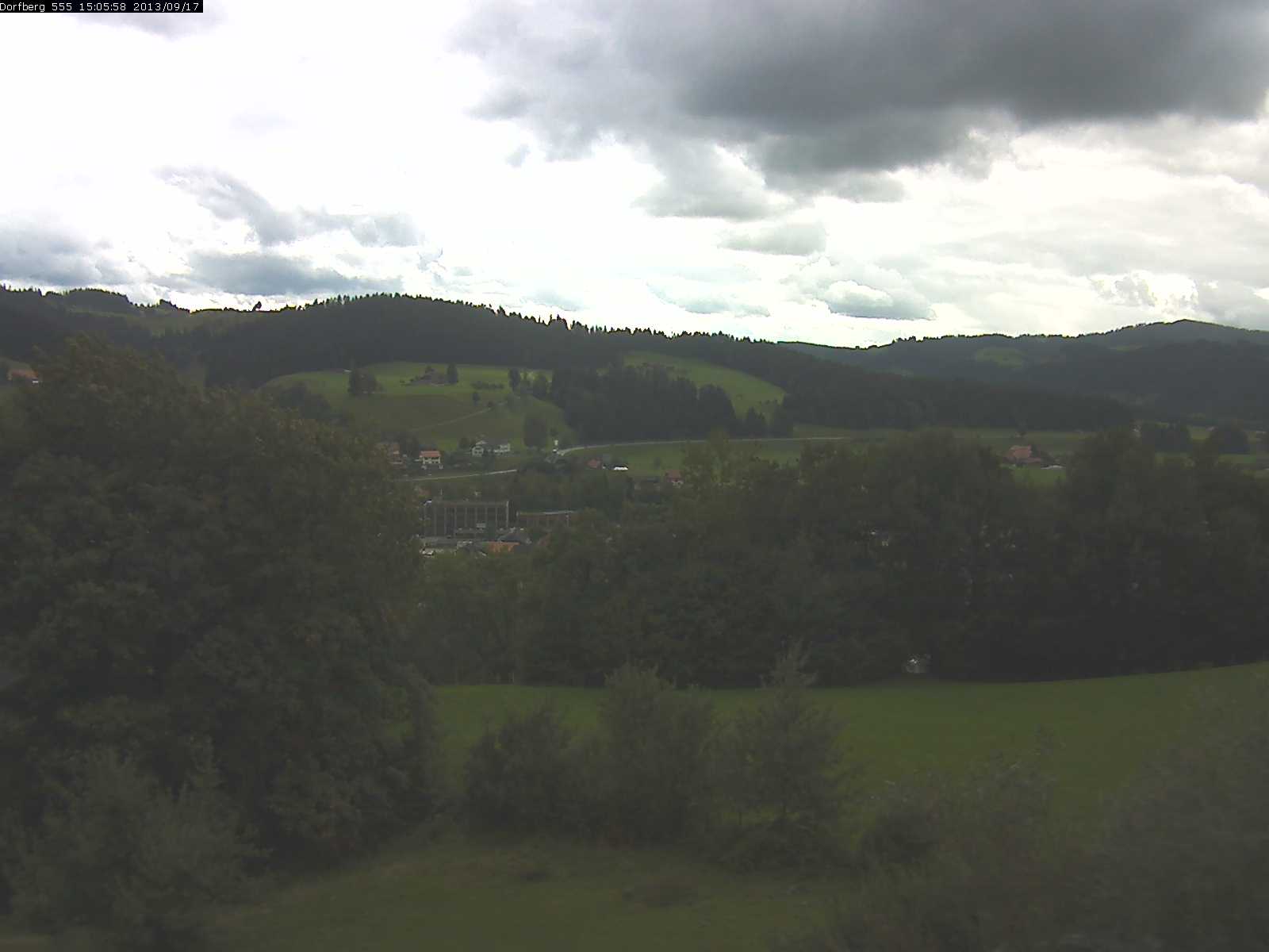 Webcam-Bild: Aussicht vom Dorfberg in Langnau 20130917-150600