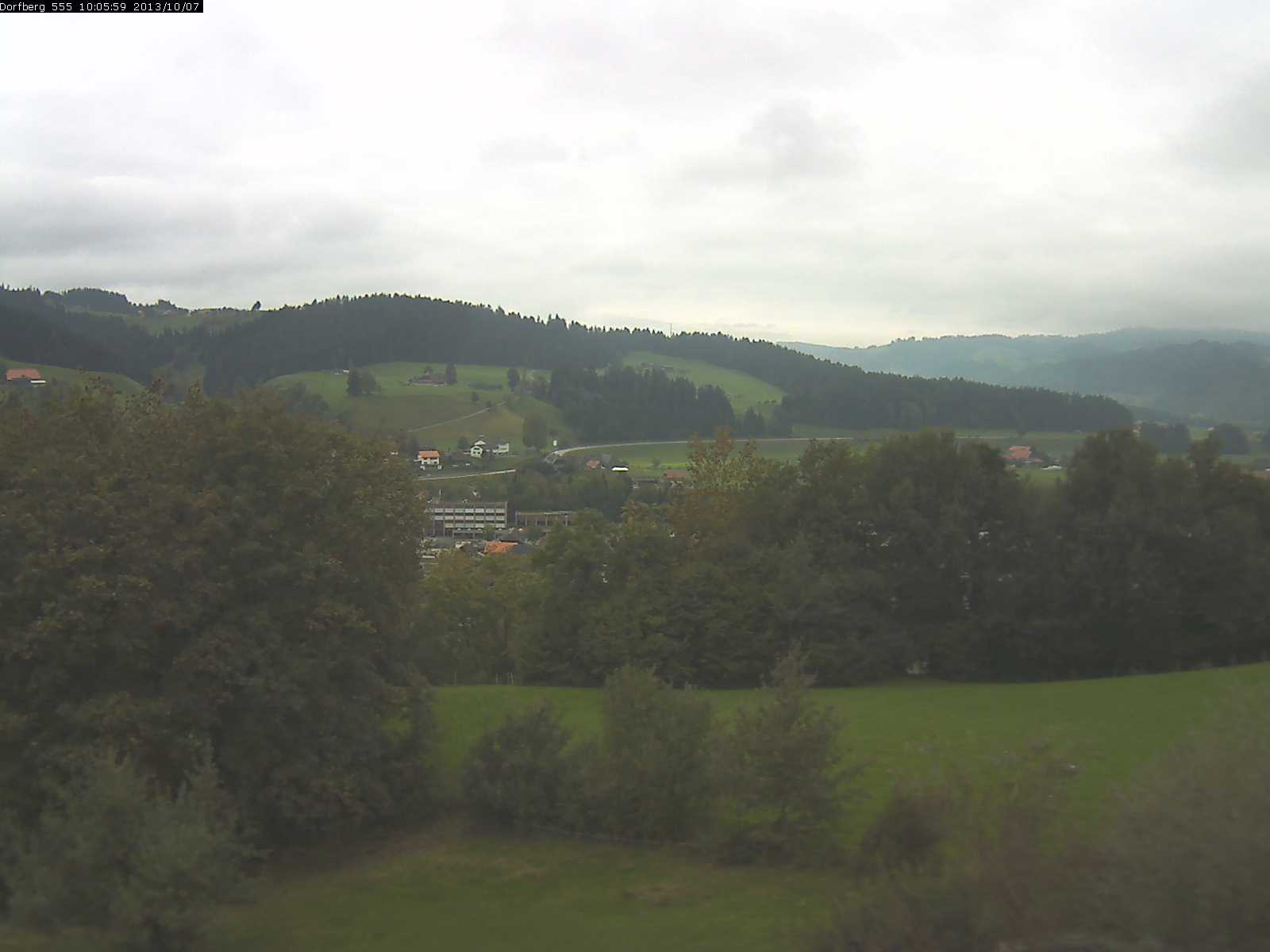 Webcam-Bild: Aussicht vom Dorfberg in Langnau 20131007-100600