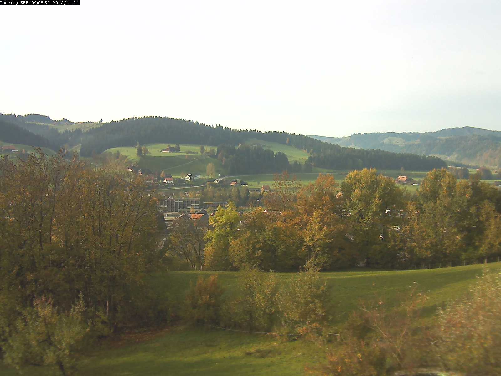Webcam-Bild: Aussicht vom Dorfberg in Langnau 20131101-090600