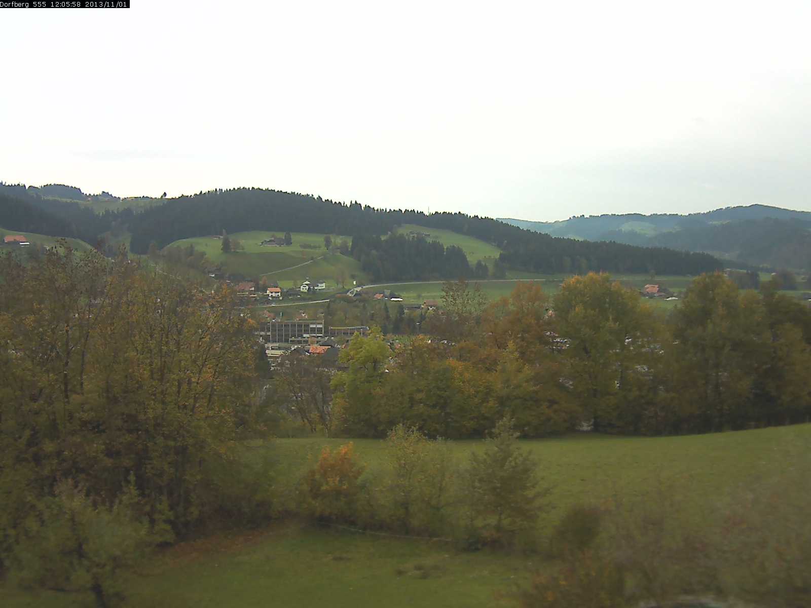 Webcam-Bild: Aussicht vom Dorfberg in Langnau 20131101-120600