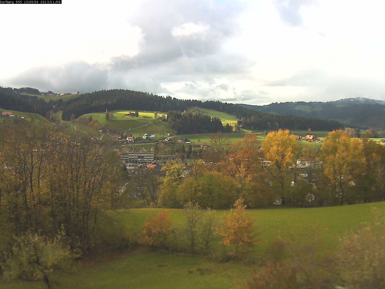 Webcam-Bild: Aussicht vom Dorfberg in Langnau 20131109-100600