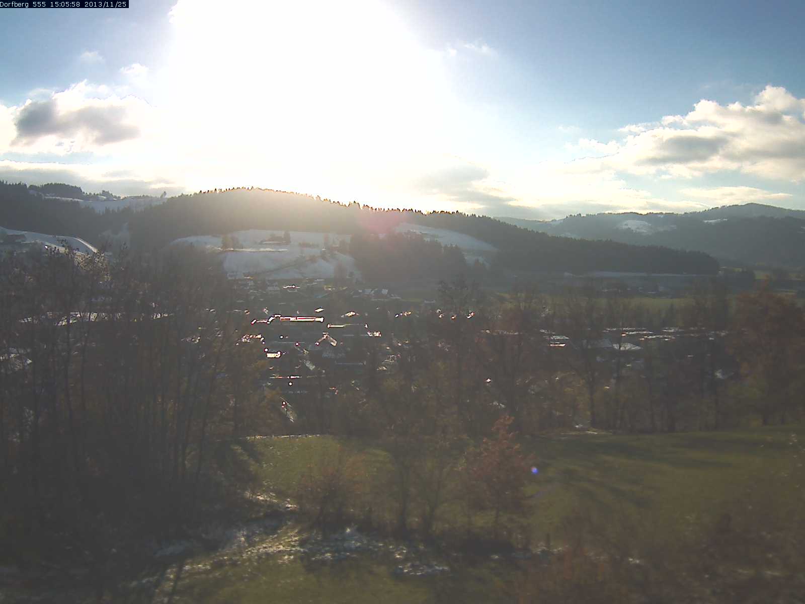 Webcam-Bild: Aussicht vom Dorfberg in Langnau 20131125-150600