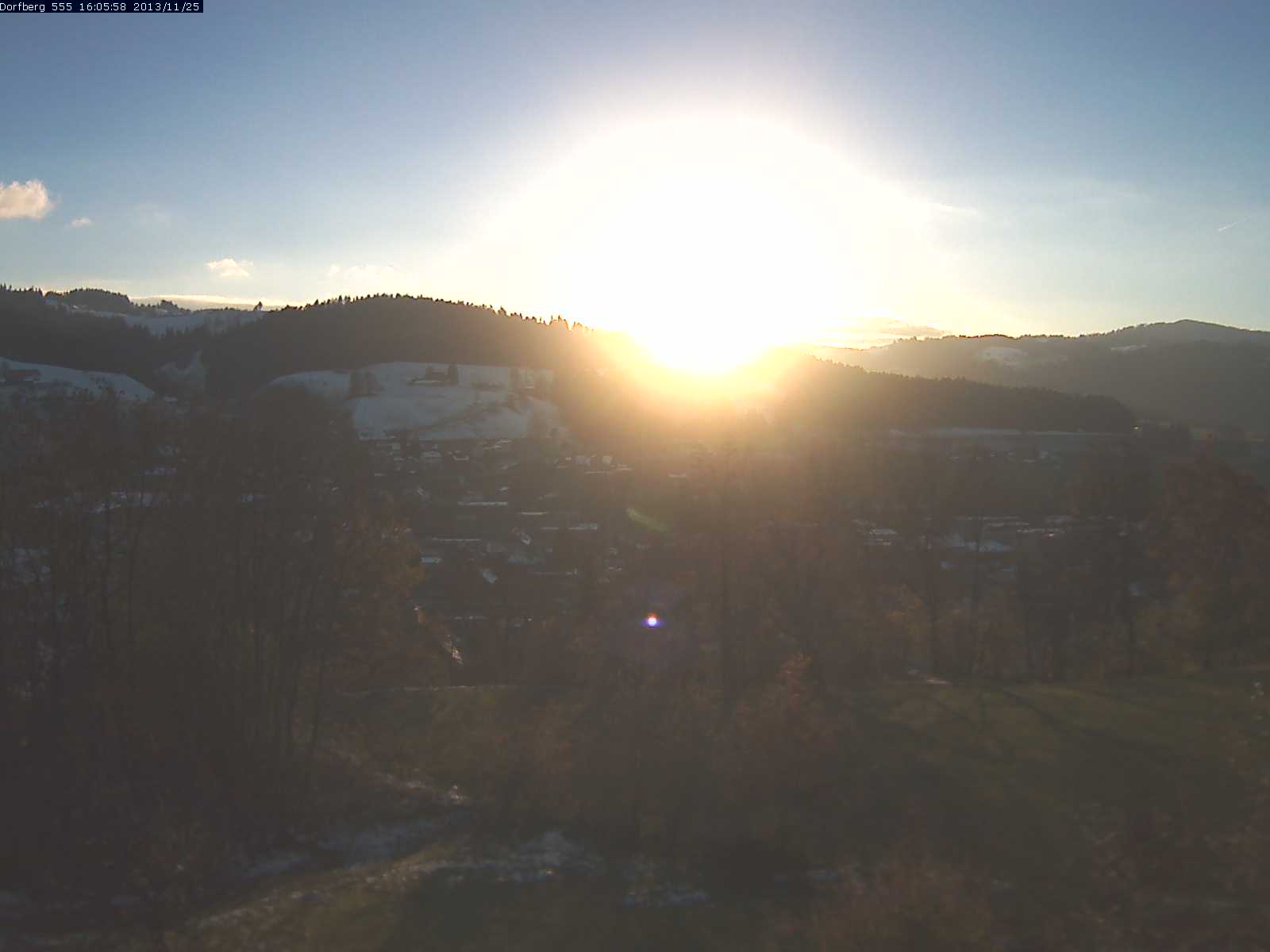 Webcam-Bild: Aussicht vom Dorfberg in Langnau 20131125-160600