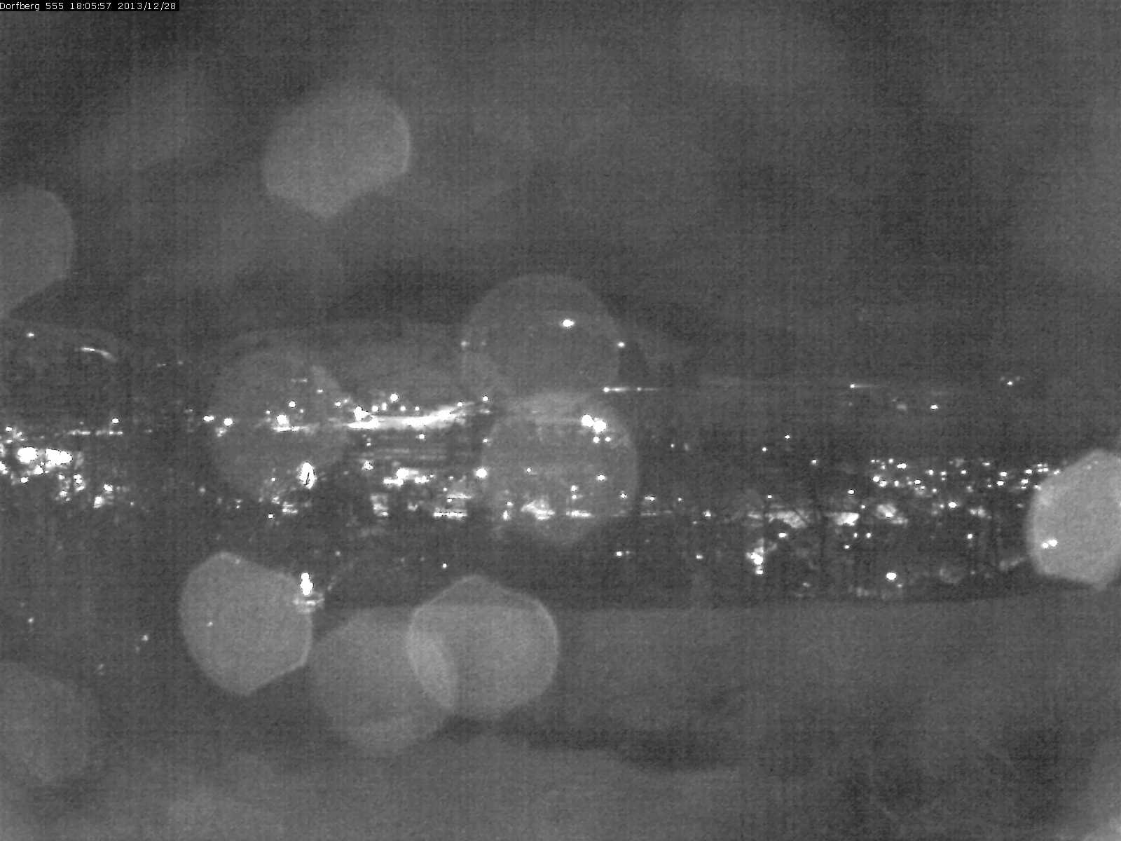 Webcam-Bild: Aussicht vom Dorfberg in Langnau 20131228-180600