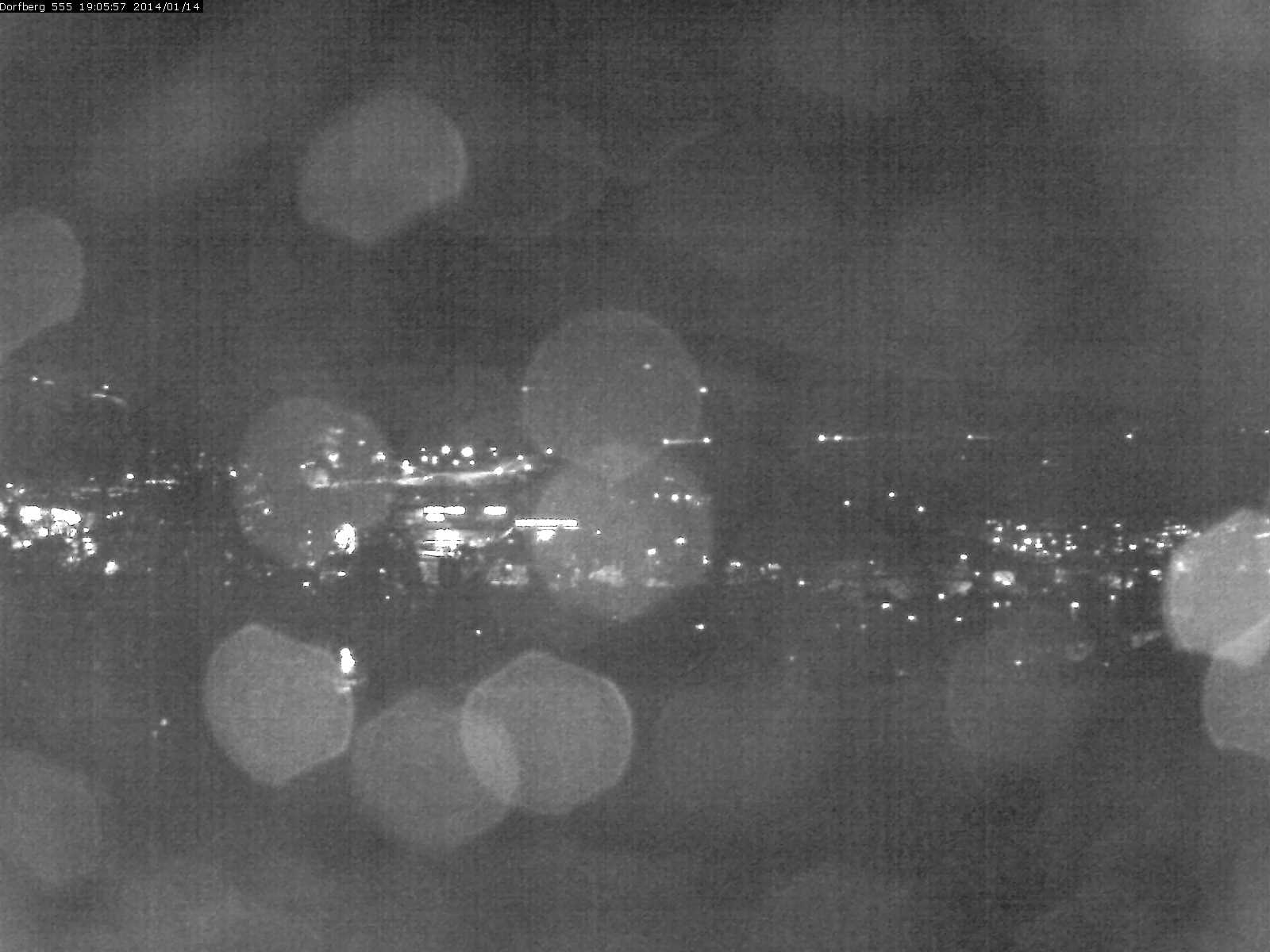 Webcam-Bild: Aussicht vom Dorfberg in Langnau 20140114-190600