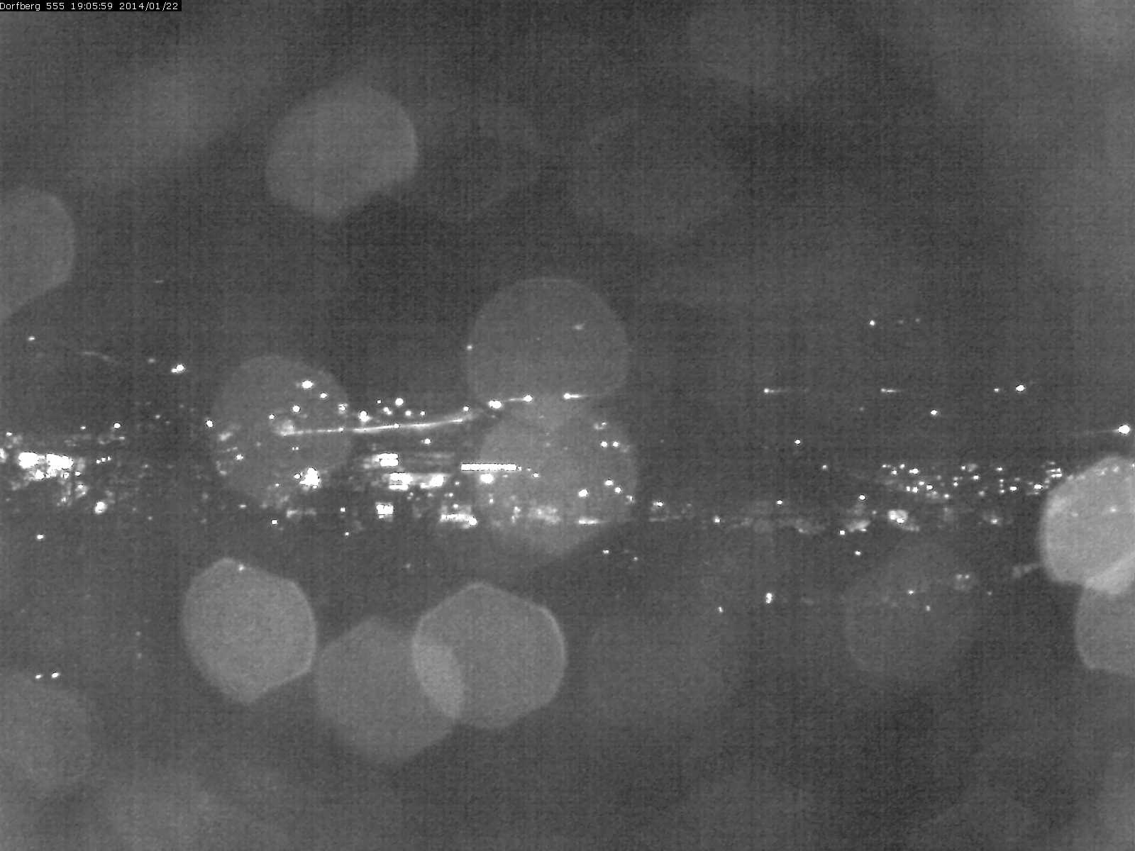 Webcam-Bild: Aussicht vom Dorfberg in Langnau 20140122-190600