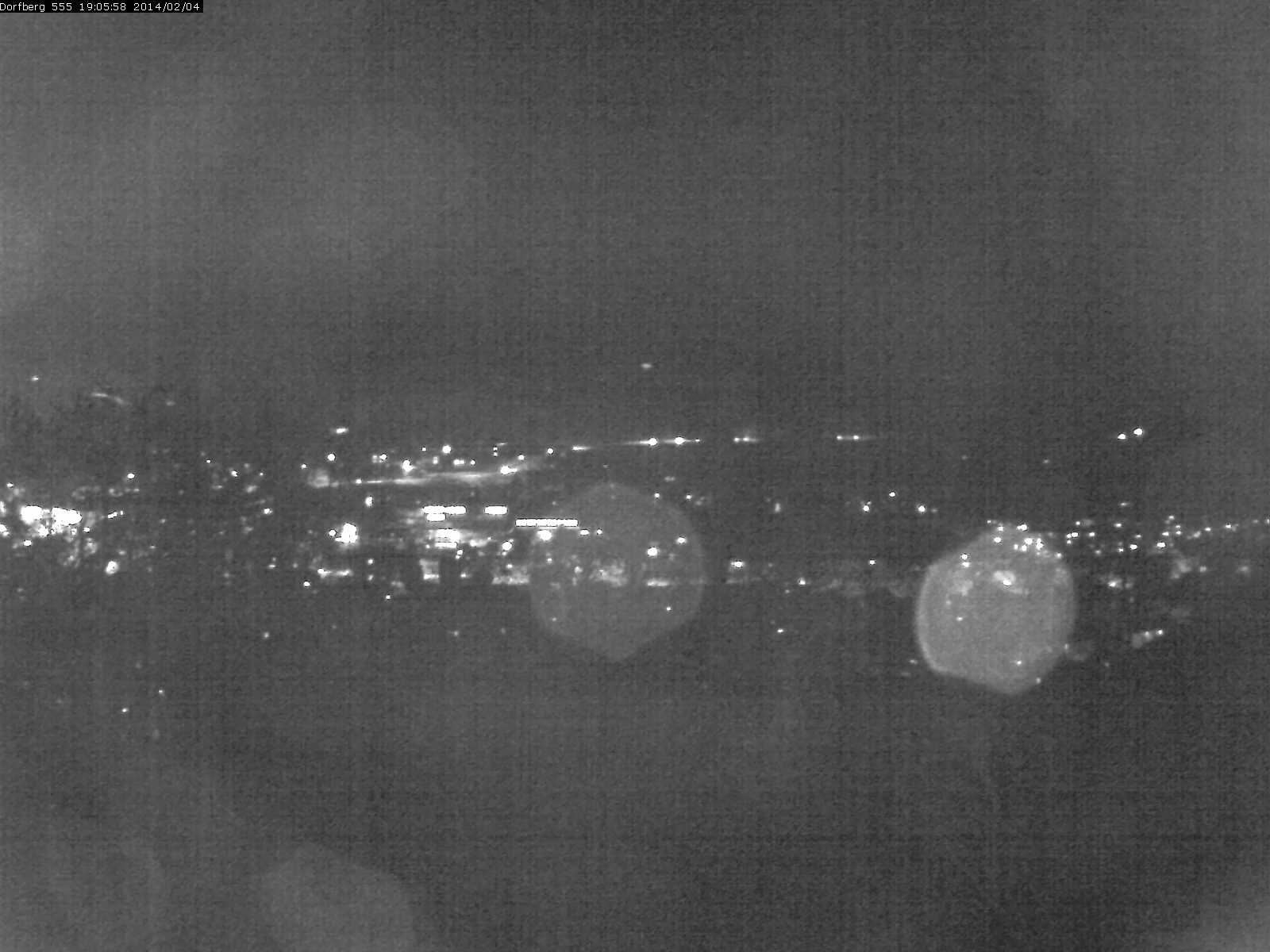 Webcam-Bild: Aussicht vom Dorfberg in Langnau 20140204-190600