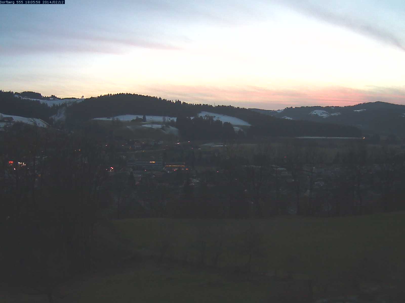 Webcam-Bild: Aussicht vom Dorfberg in Langnau 20140212-180600