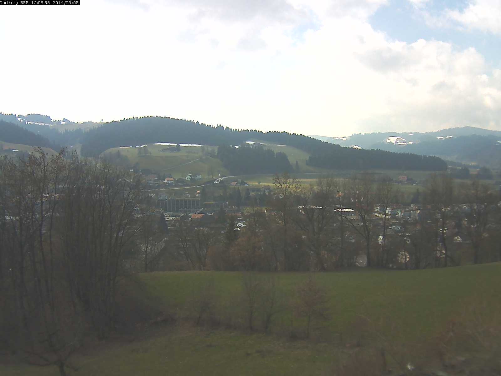 Webcam-Bild: Aussicht vom Dorfberg in Langnau 20140305-120600