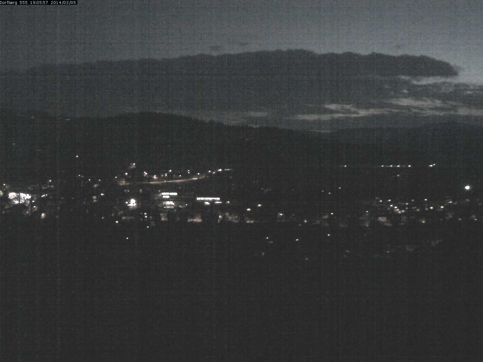 Webcam-Bild: Aussicht vom Dorfberg in Langnau 20140305-190600