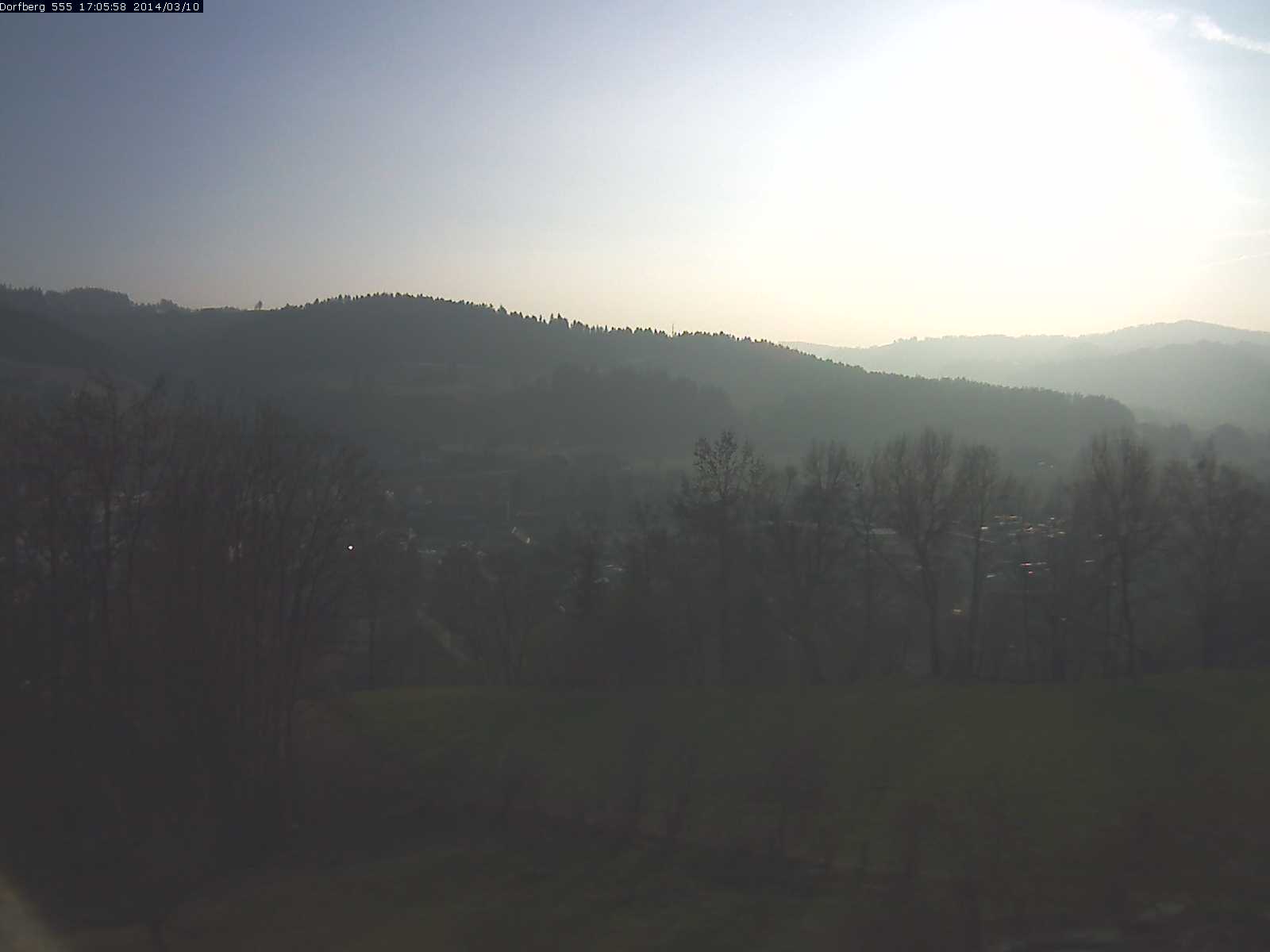 Webcam-Bild: Aussicht vom Dorfberg in Langnau 20140310-170600