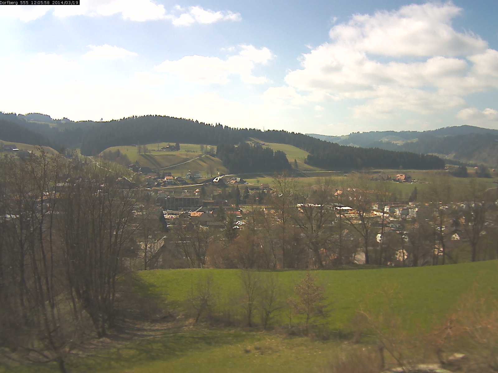 Webcam-Bild: Aussicht vom Dorfberg in Langnau 20140319-120600